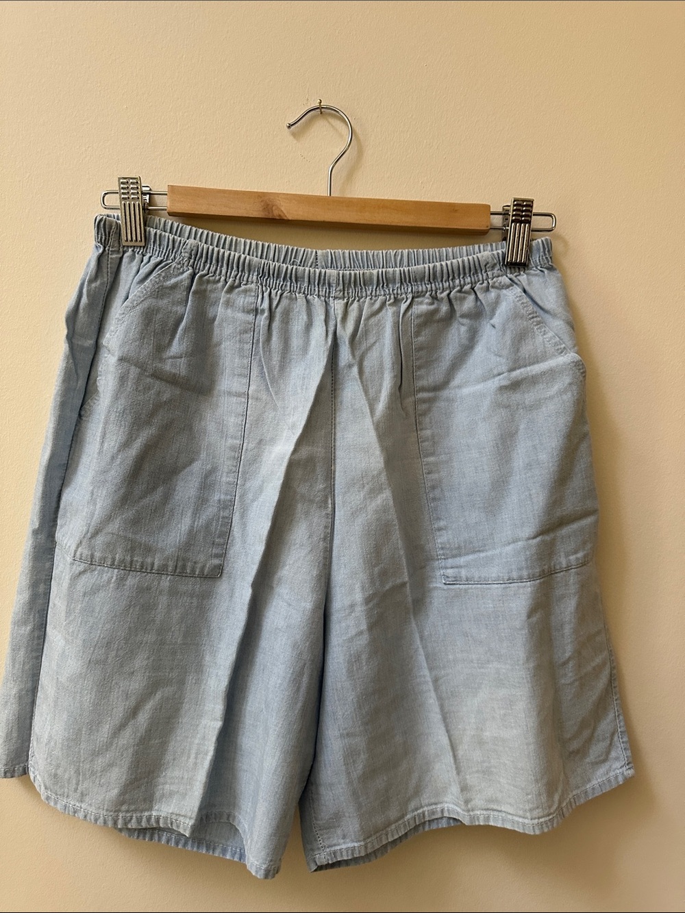 Vintage Light Blue Women’s Casual Shorts